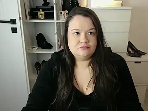 HollyDanceSoul online show from 3, 4, 2026