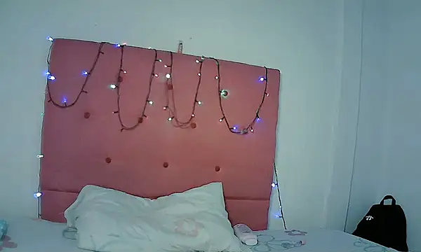 Snapshot of Mia_Suarez7 chatting on 11, 7, 2026 Mia Suarez7 online show from 11, 7, 2026