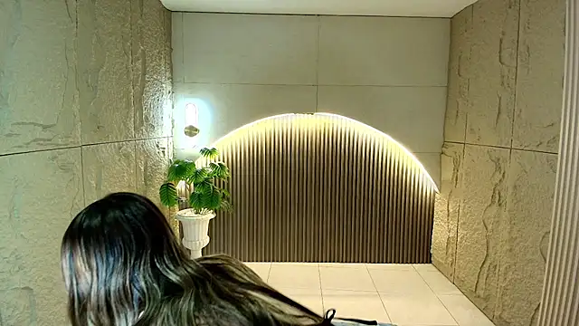 katalina r  online show from 7, 5, 2026