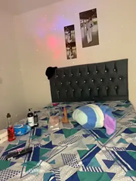 Carita traviesa4 online show from 8, 4, 2026