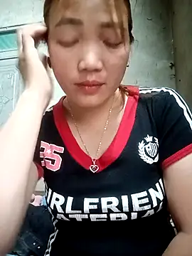 Snapshot of Nunaa2x chatting on 30, 4, 2026 Nunaa2x online show from 30, 4, 2026
