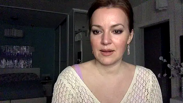 Ivoryne online show from 25, 4, 2026