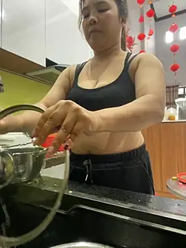 Snapshot of Mie-chan chatting on 15, 1, 2026 Mie-chan online show from 15, 1, 2026