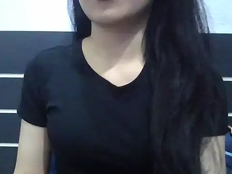Snapshot of berry_alma06 chatting on 10, 7, 2026 berry alma06 online show from 10, 7, 2026