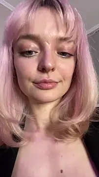 Snapshot of aka_Blonde chatting on 19, 7, 2026 aka Blonde online show from 19, 7, 2026