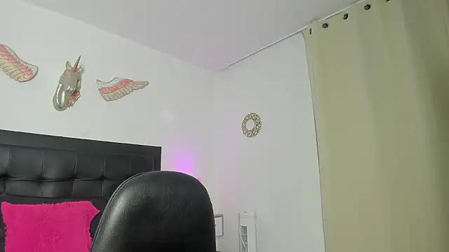 Natalye 23 online show from 14, 3, 2026