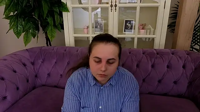 MikaFoxy online show from 1, 4, 2026