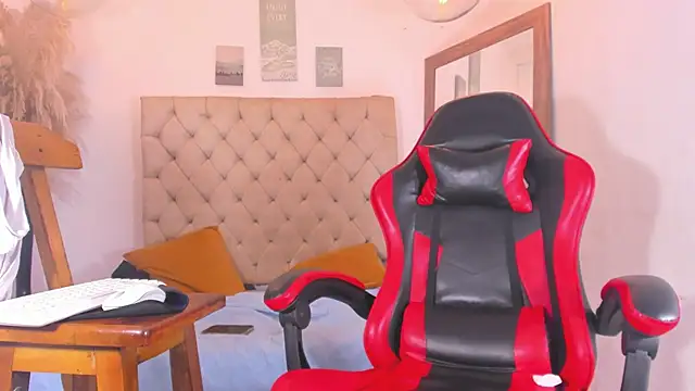 noah sthone online show from 5, 3, 2026