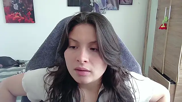 Snapshot of yessica_gomez01 chatting on 23, 4, 2026 yessica gomez01 online show from 23, 4, 2026