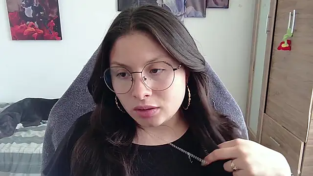 Snapshot of yessica_gomez01 chatting on 24, 4, 2026 yessica gomez01 online show from 24, 4, 2026