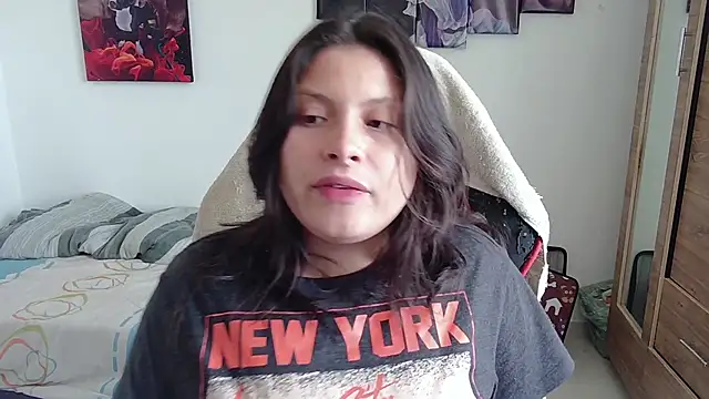 Snapshot of yessica_gomez01 chatting on 16, 5, 2026 yessica gomez01 online show from 16, 5, 2026
