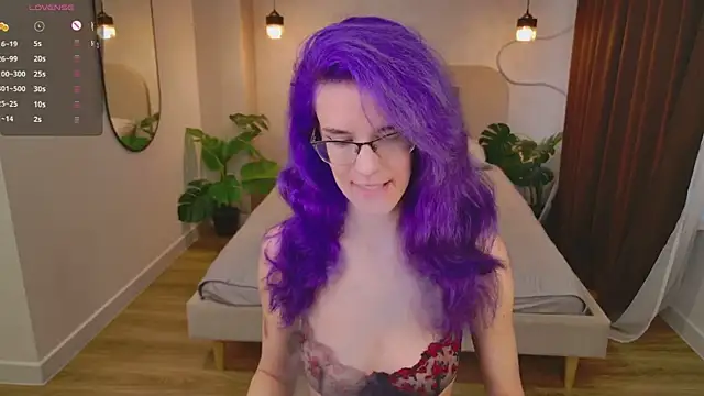 AuraLaunni online show from 21, 7, 2026
