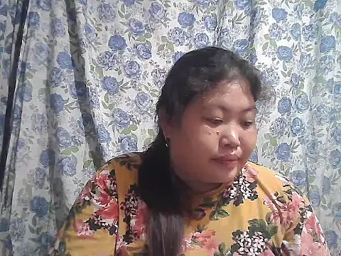 Snapshot of pinay_rose14 chatting on 1, 5, 2026 pinay rose14 online show from 1, 5, 2026