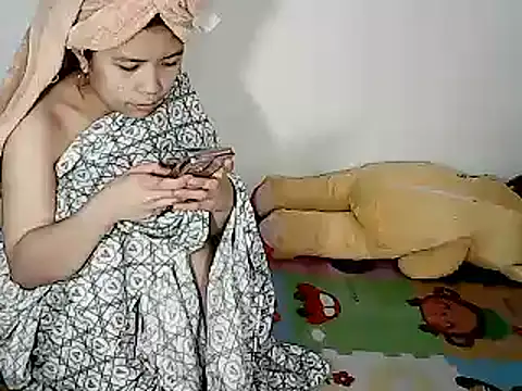 xxhotamizinggirl online show from 6, 2, 2026