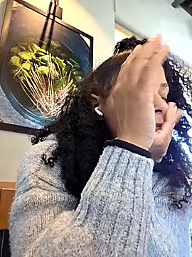 tastesosweet online show from 4, 4, 2026