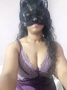 cutehotwife online show from 24, 3, 2026