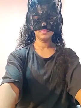 cutehotwife online show from 14, 5, 2026