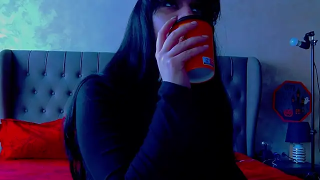 Snapshot of MaddyAllure chatting on 20, 2, 2026 MaddyAllure online show from 20, 2, 2026