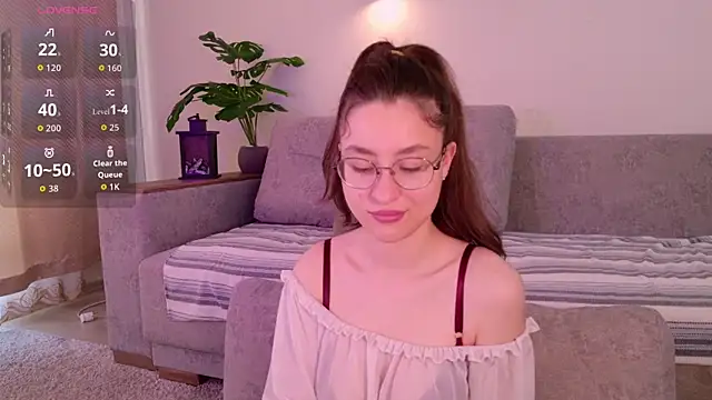 Snapshot of classy____ chatting on 25, 5, 2026 classy online show from 25, 5, 2026
