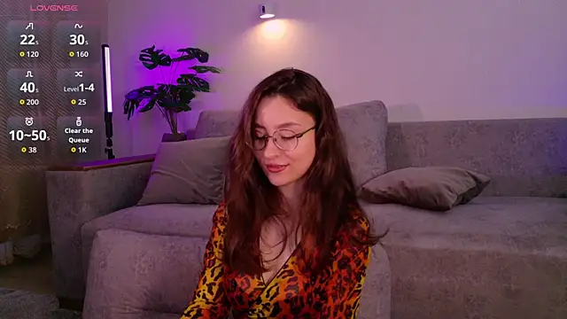 Snapshot of classy____ chatting on 28, 5, 2026 classy online show from 28, 5, 2026