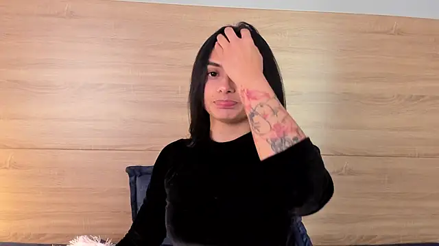 Snapshot of lilith_petit_ chatting on 15, 1, 2026 lilith petit online show from 15, 1, 2026