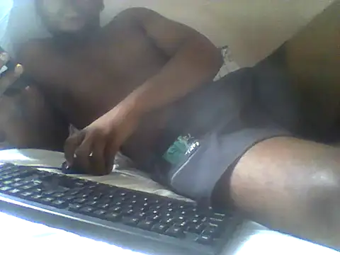 Snapshot of handsomeguy02 chatting on 1, 4, 2026 handsomeguy02 online show from 1, 4, 2026