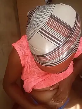 Snapshot of Princess2002Electron chatting on 3, 3, 2026 Princess2002Electron online show from 3, 3, 2026