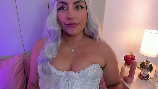 Snapshot of nathy_bush chatting on 24, 4, 2026 nathy bush online show from 24, 4, 2026