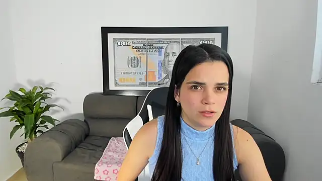 LucianaMoreau online show from 7, 3, 2026