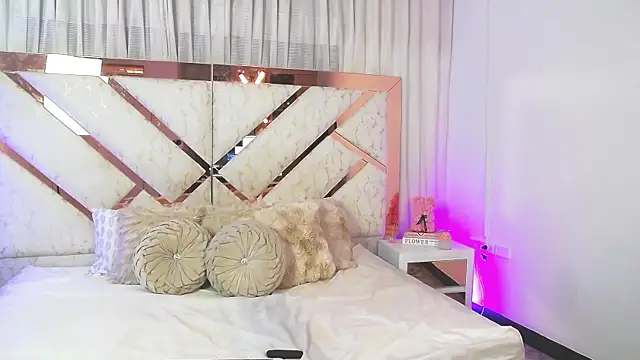 Snapshot of JuliKeita chatting on 14, 1, 2026 JuliKeita online show from 14, 1, 2026