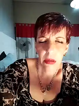 Juguetonafogosa5 online show from 2, 4, 2026