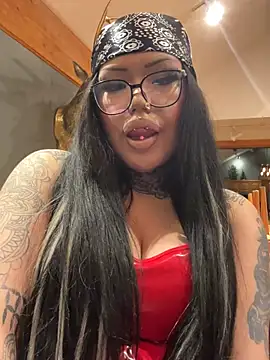 Snapshot of BaByDollxChloe chatting on 4, 2, 2026 BaByDollxChloe online show from 4, 2, 2026