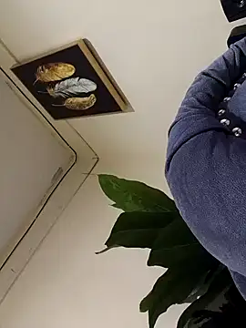 kiss-my-boobs online show from 27, 4, 2026