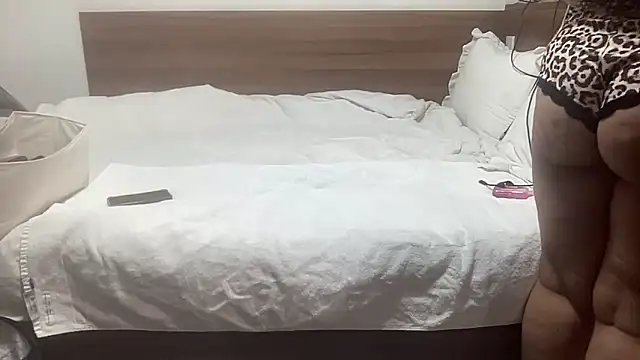 slimthickdesi online show from 14, 6, 2026