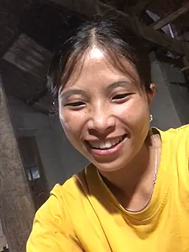 Snapshot of sun-shii chatting on 16, 5, 2026 sun-shii online show from 16, 5, 2026