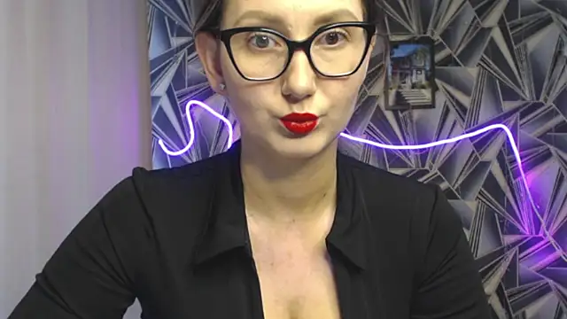 Snapshot of NikkiKiss___ chatting on 26, 5, 2026 NikkiKiss online show from 26, 5, 2026