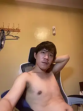 Snapshot of asian_guy67 chatting on 25, 5, 2026 asian guy67 online show from 25, 5, 2026