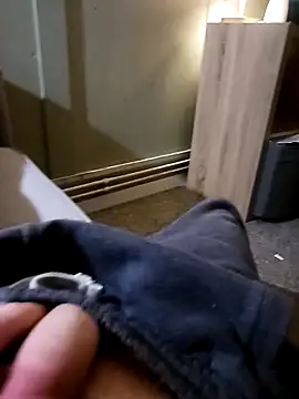 Hertsguy1984 online show from 13, 4, 2026