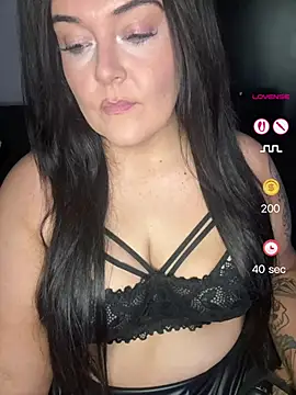 Miss CurvesXXX online show from 29, 5, 2026