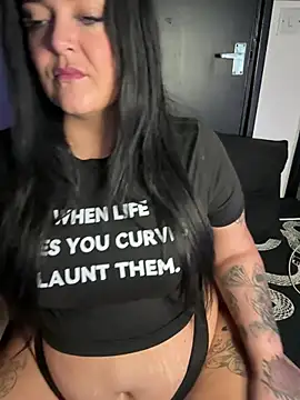 Snapshot of Miss_CurvesXXX chatting on 19, 7, 2026 Miss CurvesXXX online show from 19, 7, 2026
