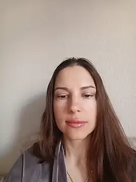 Snapshot of She-Moon chatting on 19, 5, 2026 She-Moon online show from 19, 5, 2026