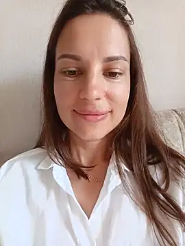 Snapshot of She-Moon chatting on 7, 7, 2026 She-Moon online show from 7, 7, 2026