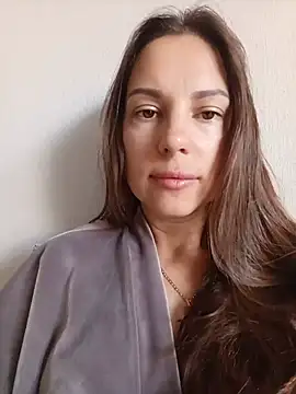 Snapshot of She-Moon chatting on 18, 7, 2026 She-Moon online show from 18, 7, 2026