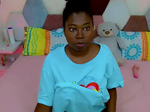 sabriana smith1 online show from 13, 3, 2026