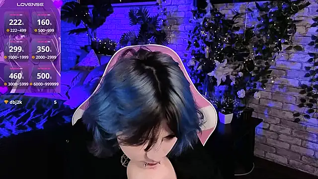 Ashley Veil online show from 10, 3, 2026