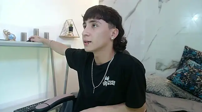 XanderGrey8 online show from 1, 4, 2026