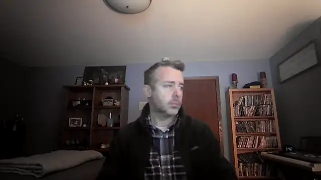 chrisw8140 online show from 22, 2, 2026