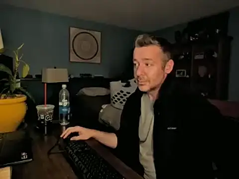 chrisw8140 online show from 18, 5, 2026
