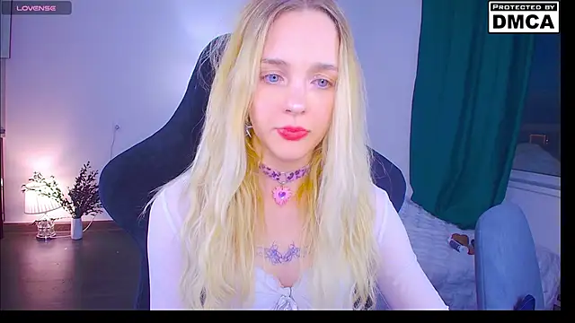 Snapshot of sailormoon666_ chatting on 22, 6, 2026 sailormoon666 online show from 22, 6, 2026