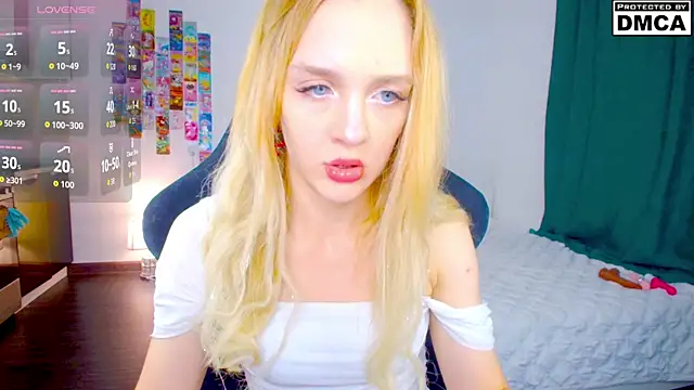 Snapshot of sailormoon666_ chatting on 31, 7, 2026 sailormoon666 online show from 31, 7, 2026